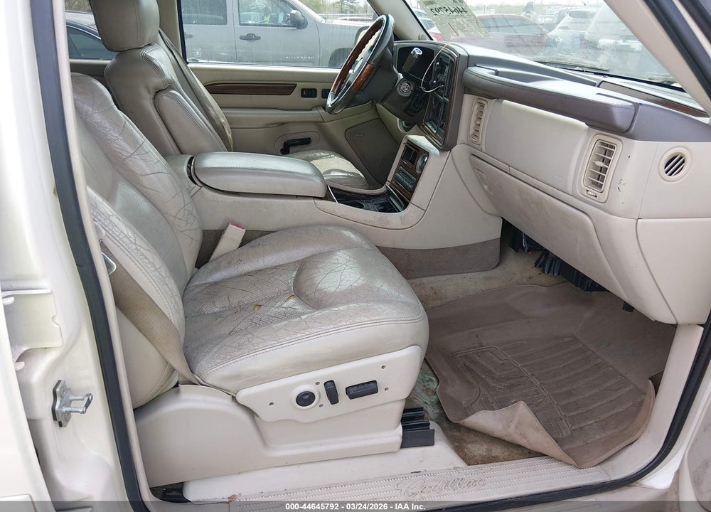 2004 CADILLAC ESCALADE STANDARD VIN: 1GYEK63N04R294408