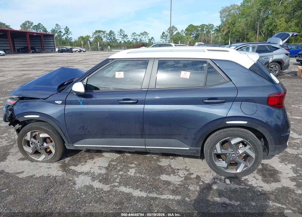 2024 HYUNDAI VENUE LIMITED VIN: KMHRC8A32RU325014