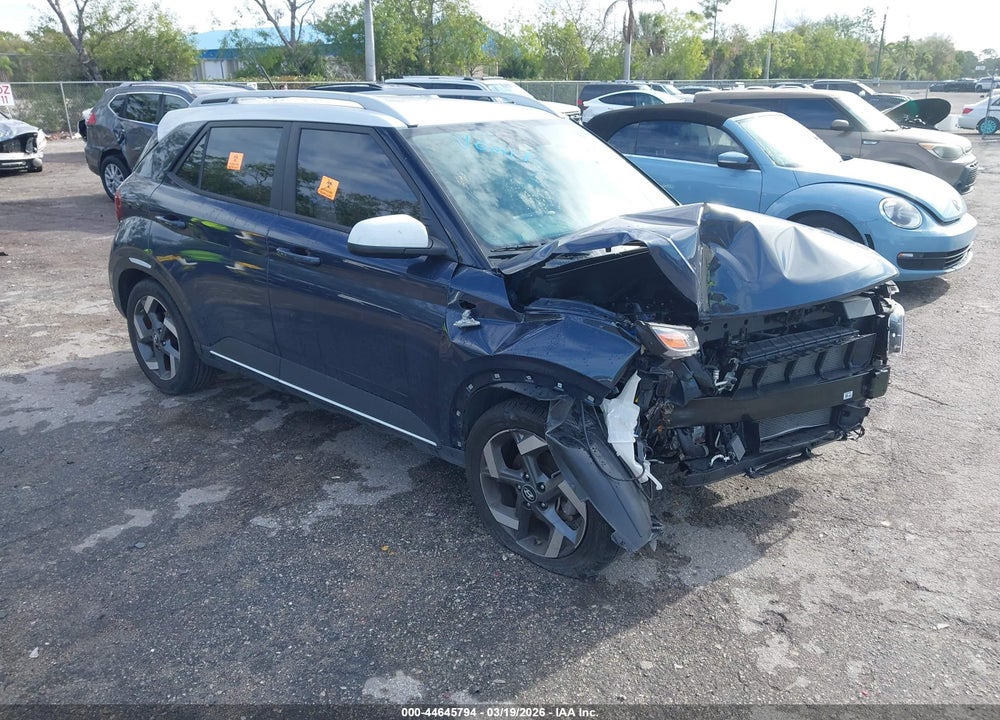 2024 HYUNDAI VENUE LIMITED VIN: KMHRC8A32RU325014