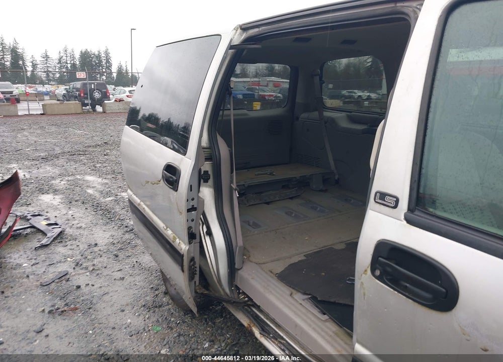 2003 CHEVROLET VENTURE LS VIN: 1GNDX03E13D194711