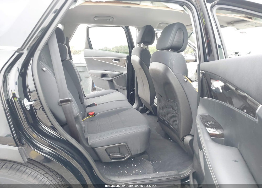 2016 KIA SORENTO 2.4L L VIN: 5XYPG4A34GG103744