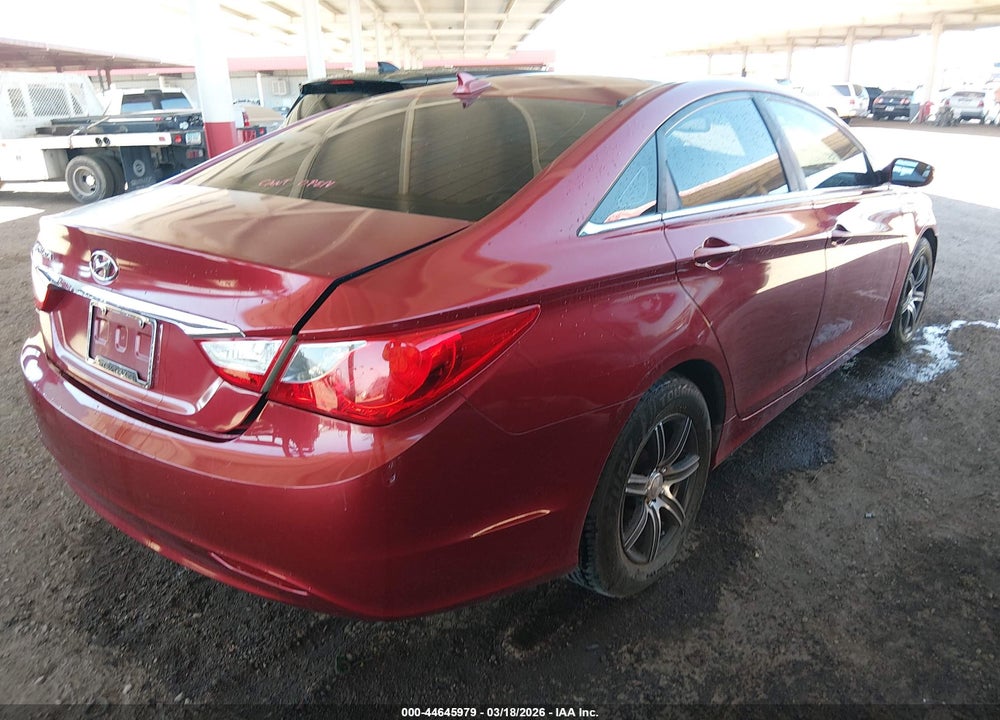 2012 HYUNDAI SONATA GLS VIN: 5NPEB4AC8CH495832