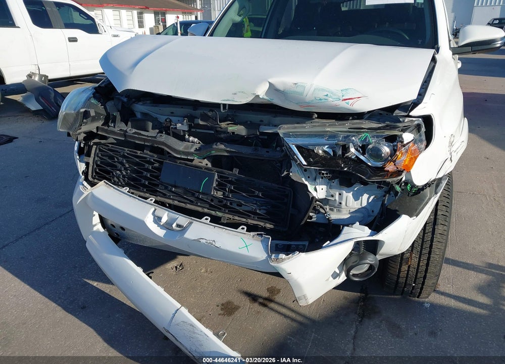 2020 TOYOTA 4RUNNER SR5 PREMIUM VIN: JTEBU5JR8L5780940
