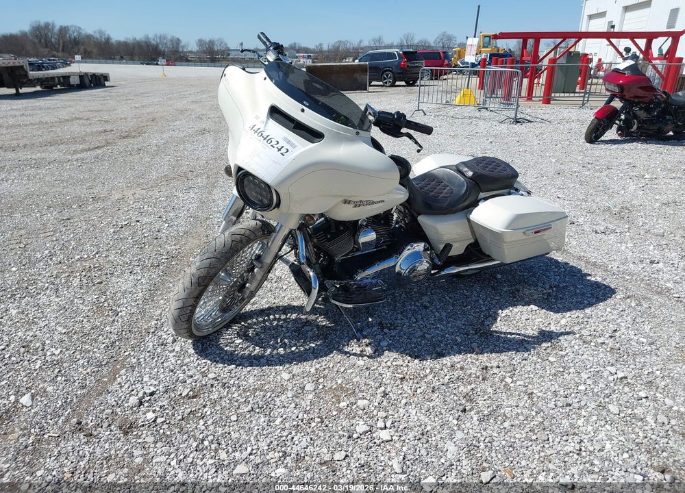 2014 HARLEY-DAVIDSON FLHXS STREET GLIDE SPECIAL VIN: 1HD1KRM13EB672859