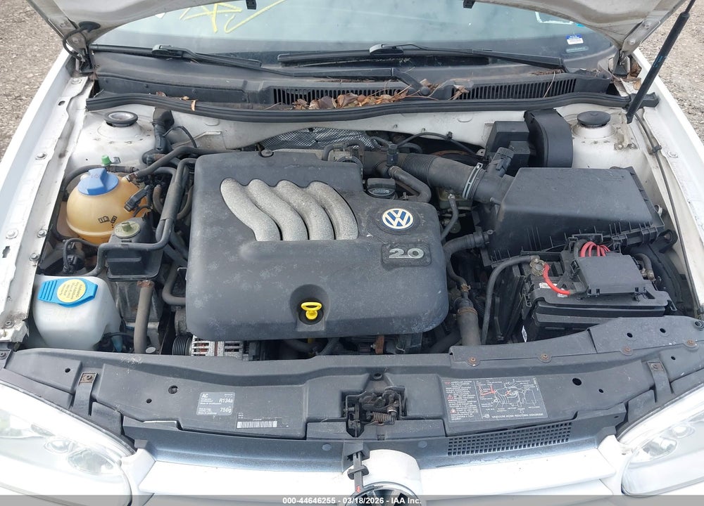 2002 VOLKSWAGEN GOLF GLS 2.0L VIN: 9BWGK61J524026128