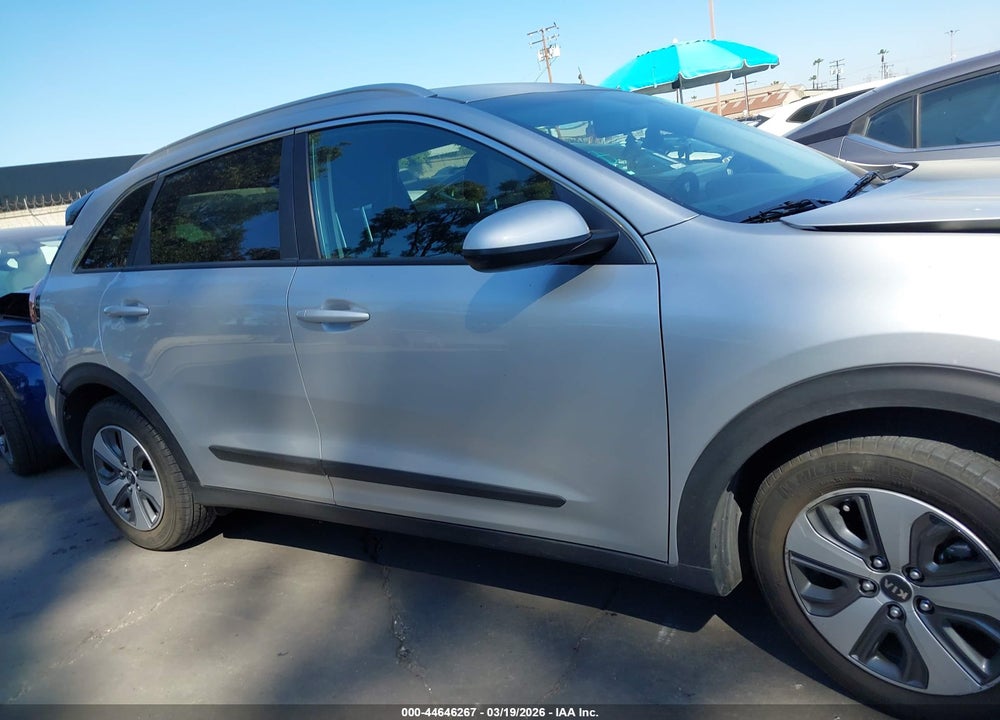 2020 KIA NIRO LX VIN: KNDCB3LC4L5427347