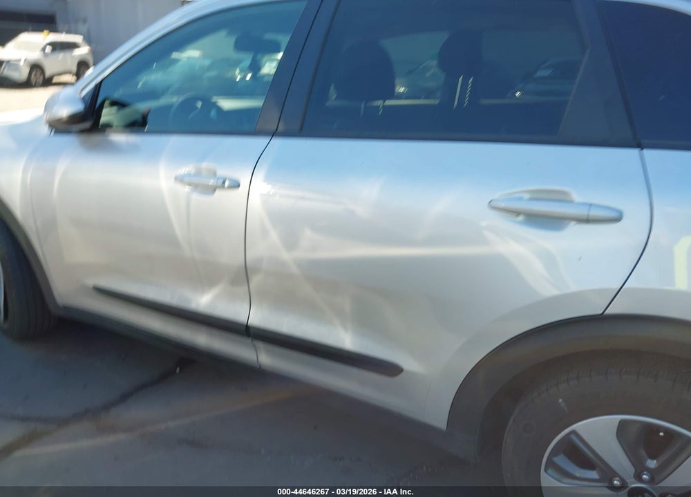 2020 KIA NIRO LX VIN: KNDCB3LC4L5427347
