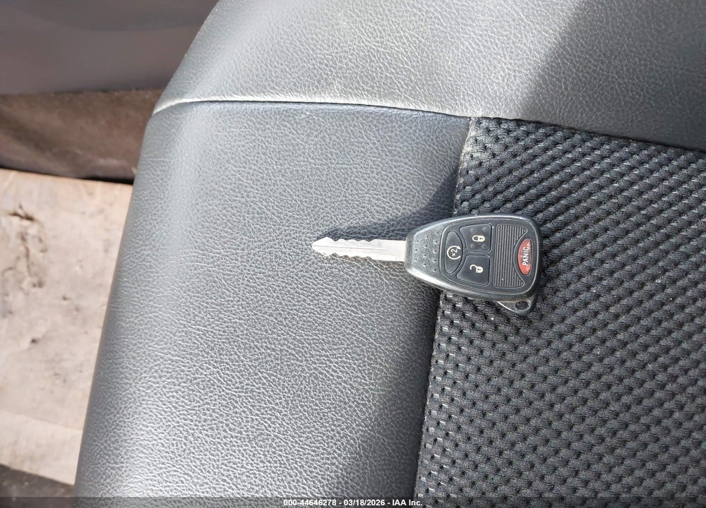 2014 JEEP COMPASS LATITUDE VIN: 1C4NJDEB8ED620194