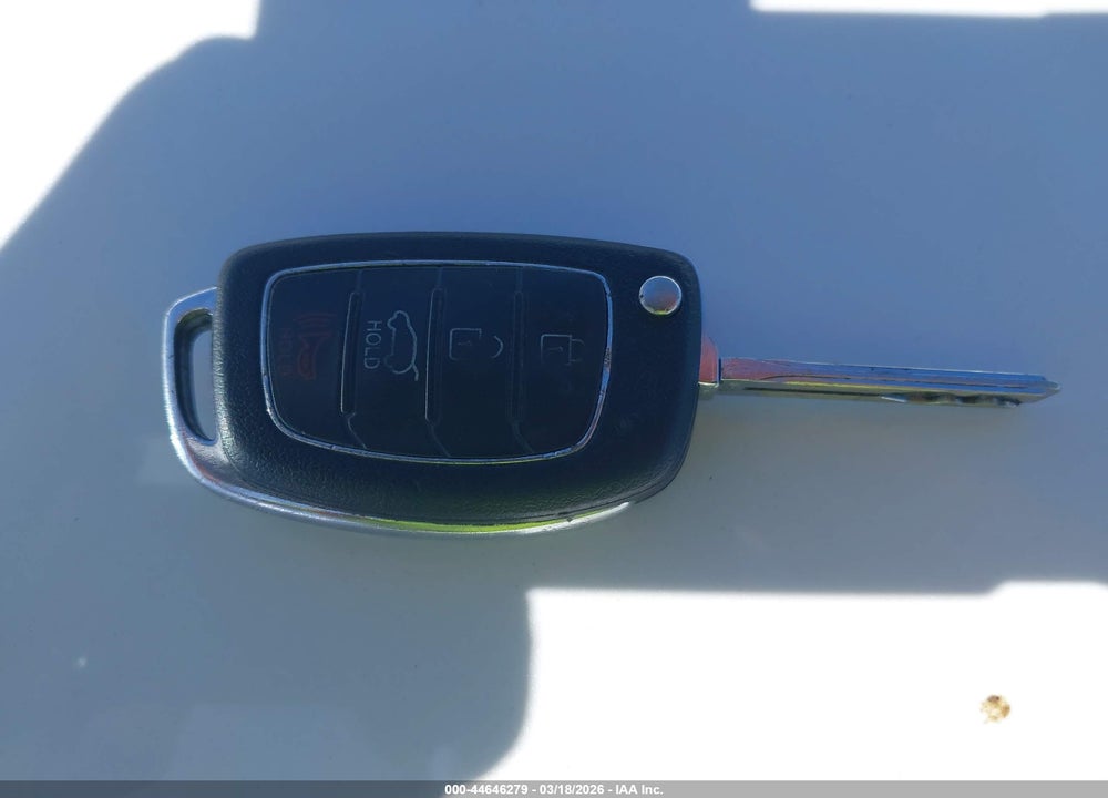 2015 HYUNDAI SONATA VIN: 5NPE24AF5FH123427