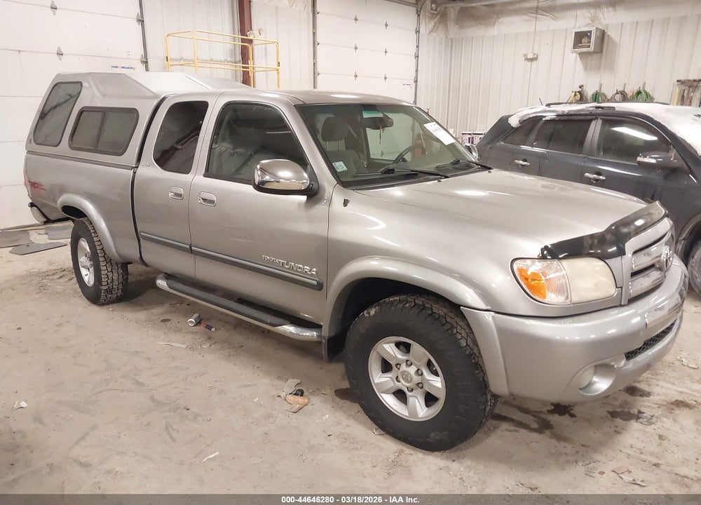 2005 TOYOTA TUNDRA SR5 V8 VIN: 5TBBT44135S468764
