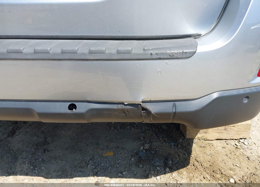 2017 SUBARU OUTBACK 2.5I LIMITED VIN: 4S4BSANC1H3388213