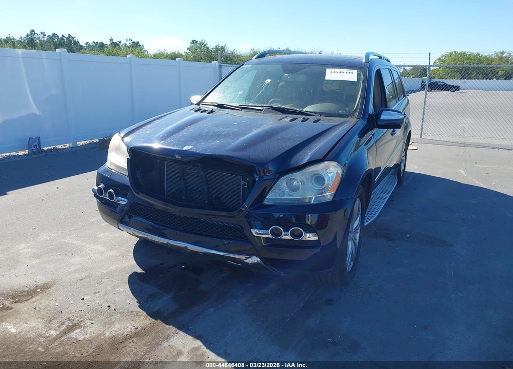2010 MERCEDES-BENZ GL 450 4MATIC VIN: 4JGBF7BE4AA589652