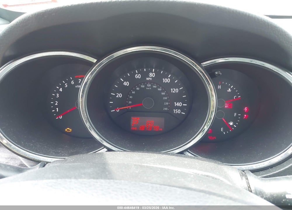 2013 KIA SORENTO LX VIN: 5XYKTDA60DG423039