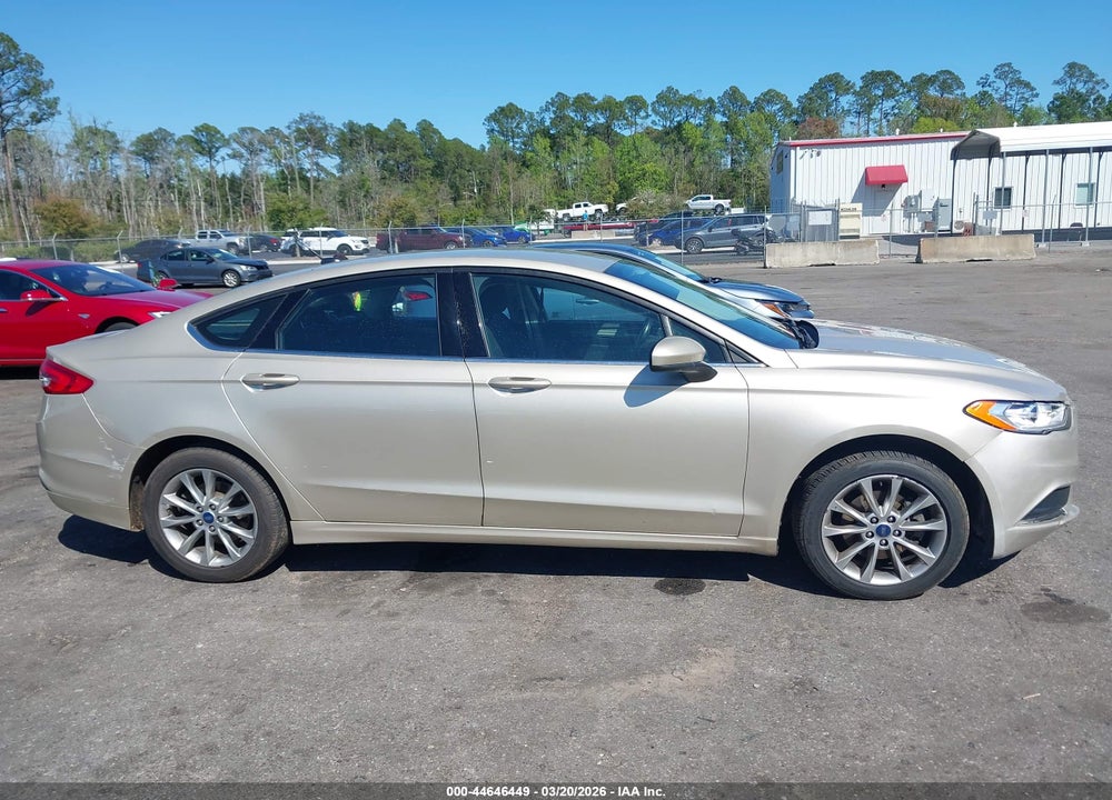 2017 FORD FUSION SE VIN: 3FA6P0H78HR334334