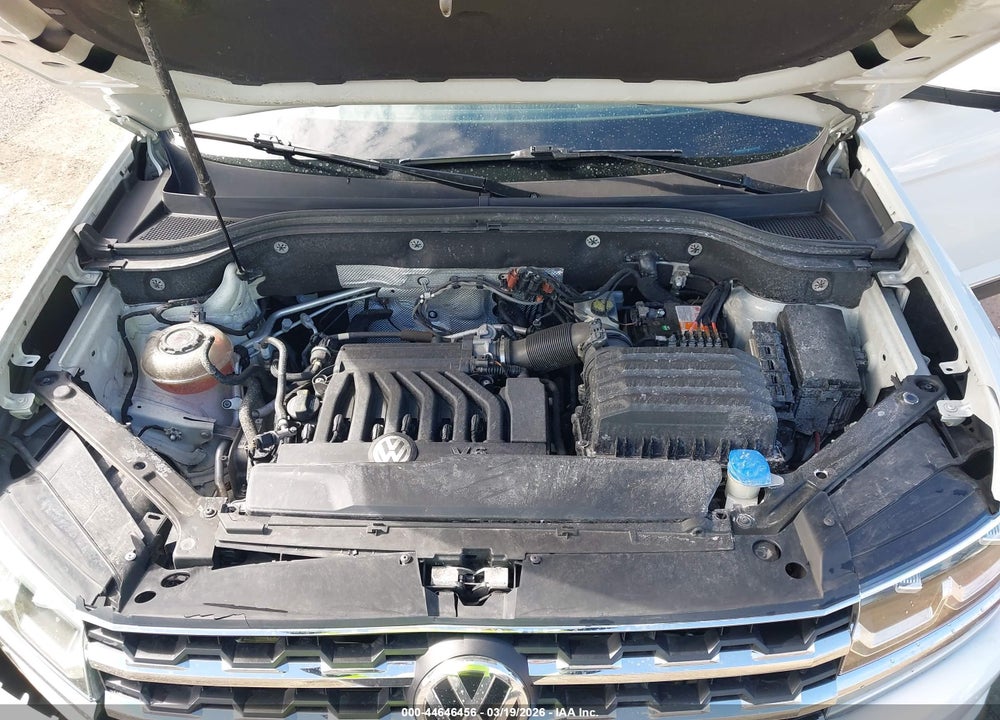 2018 VOLKSWAGEN ATLAS 3.6L V6 SEL PREMIUM VIN: 1V2NR2CA0JC575158