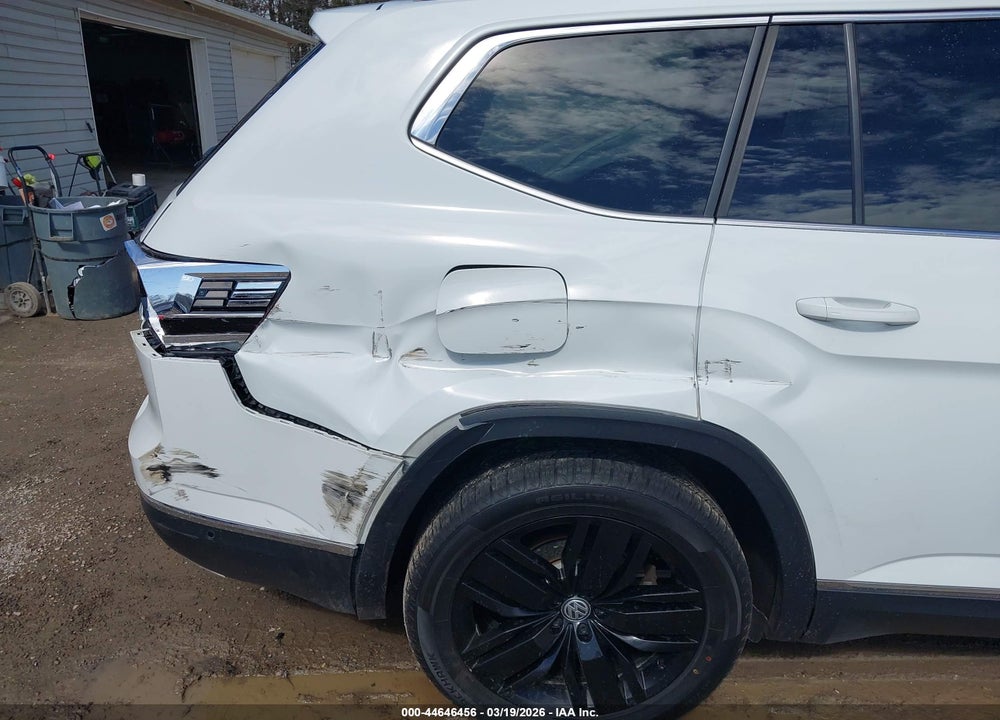 2018 VOLKSWAGEN ATLAS 3.6L V6 SEL PREMIUM VIN: 1V2NR2CA0JC575158