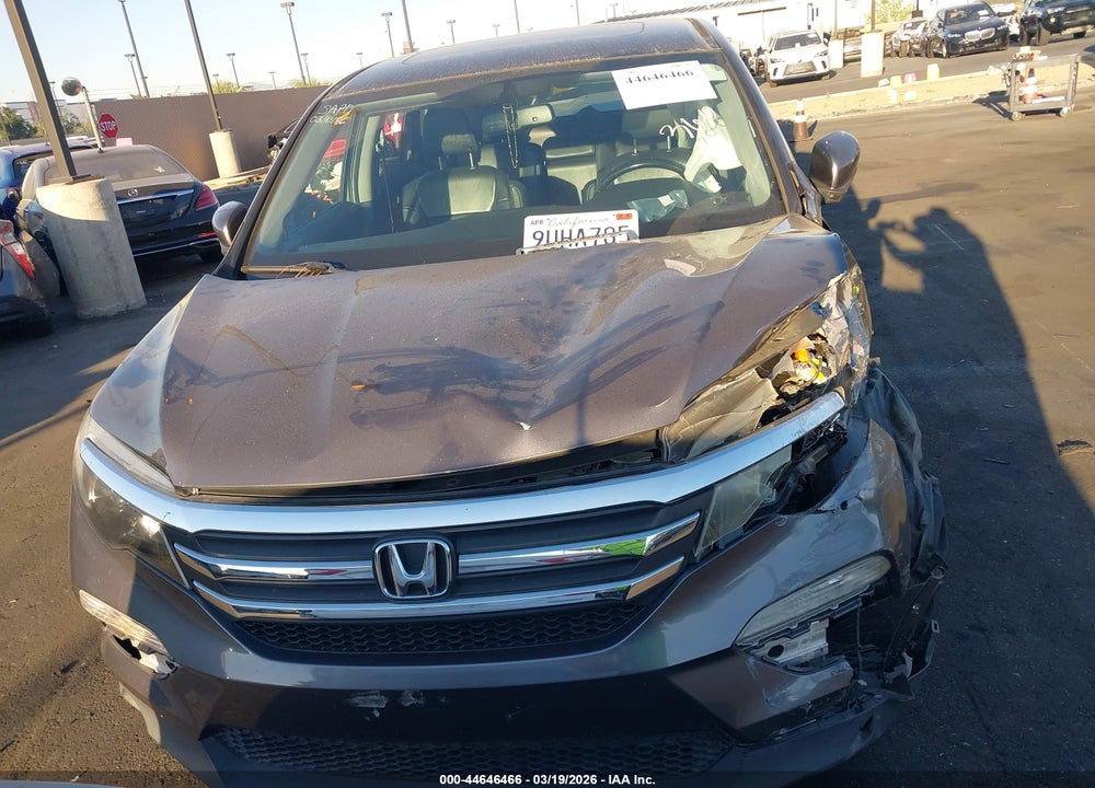 2018 HONDA PILOT EX-L VIN: 5FNYF5H51JB019447