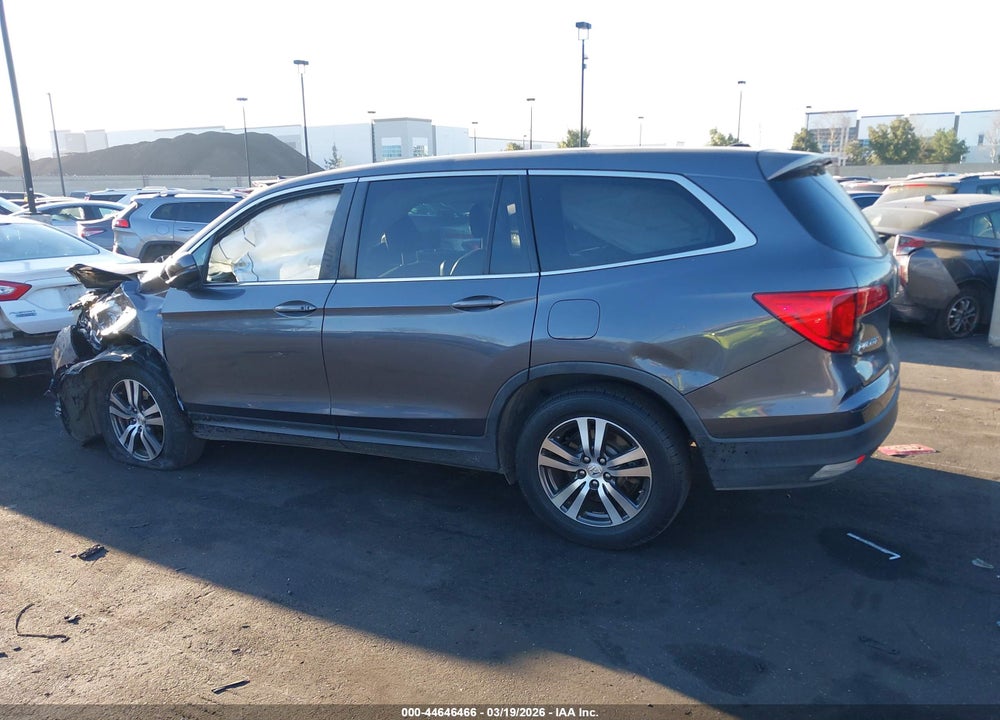 2018 HONDA PILOT EX-L VIN: 5FNYF5H51JB019447