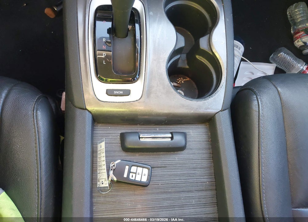 2018 HONDA PILOT EX-L VIN: 5FNYF5H51JB019447