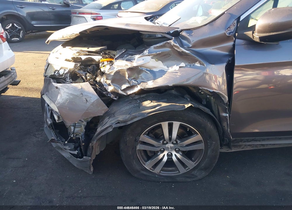 2018 HONDA PILOT EX-L VIN: 5FNYF5H51JB019447