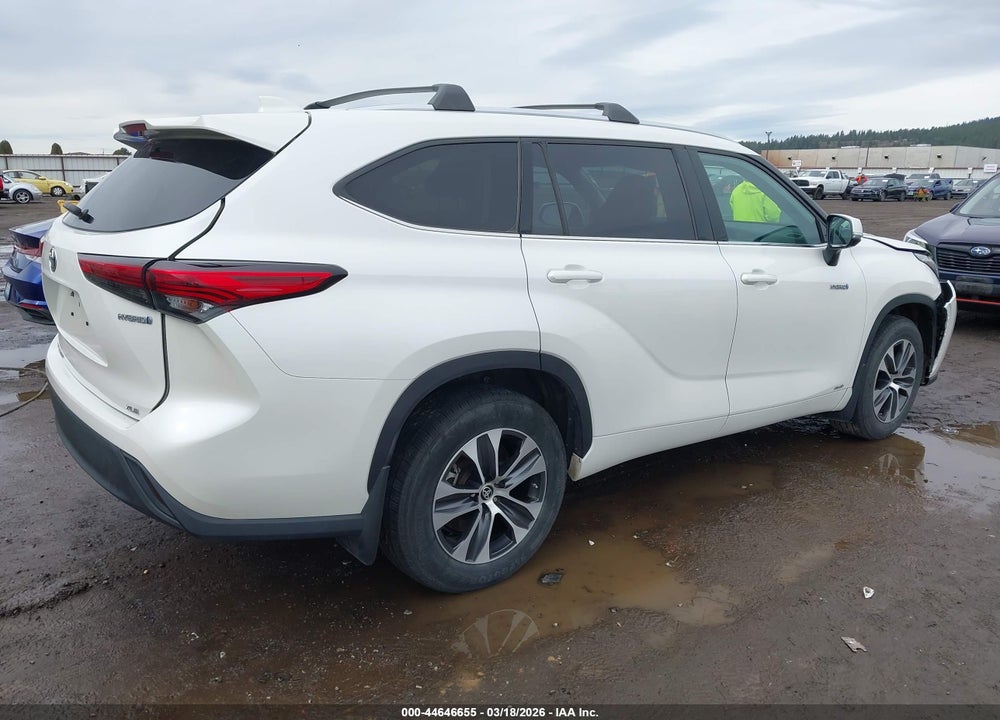 2020 TOYOTA HIGHLANDER HYBRID XLE VIN: 5TDGBRCH9LS510380