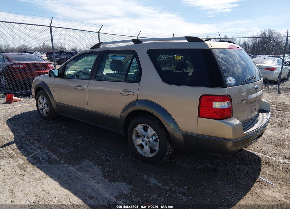 2007 FORD FREESTYLE SEL VIN: 1FMDK05107GA32750