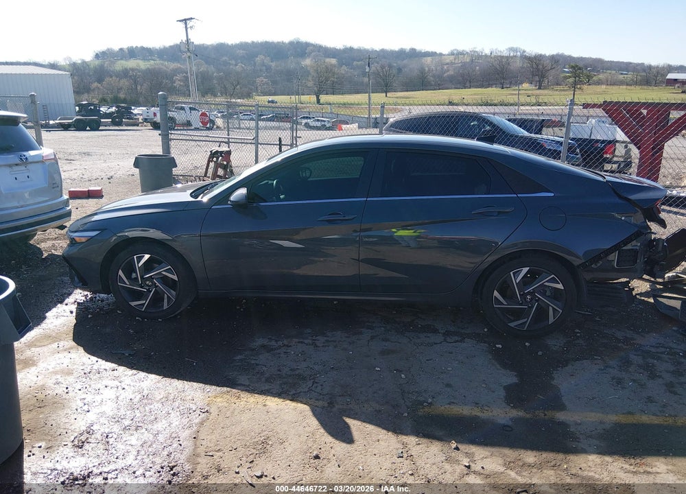 2025 HYUNDAI ELANTRA SEL CONVENIENCE VIN: KMHLS4DGXSU952212