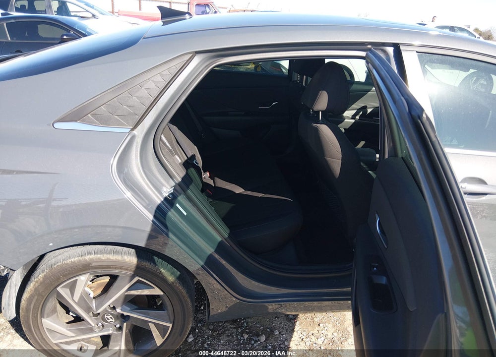 2025 HYUNDAI ELANTRA SEL CONVENIENCE VIN: KMHLS4DGXSU952212