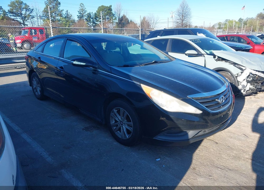 2014 HYUNDAI SONATA GLS VIN: 5NPEB4AC3EH863269