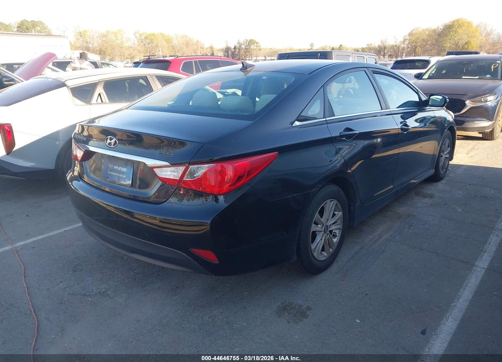 2014 HYUNDAI SONATA GLS VIN: 5NPEB4AC3EH863269