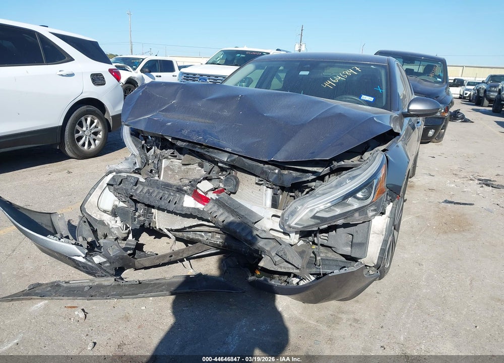 2021 NISSAN ALTIMA SV FWD VIN: 1N4BL4DV9MN365658