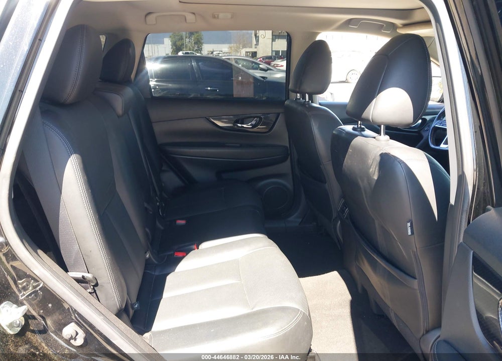 2018 NISSAN ROGUE SL VIN: JN8AT2MT4JW464021
