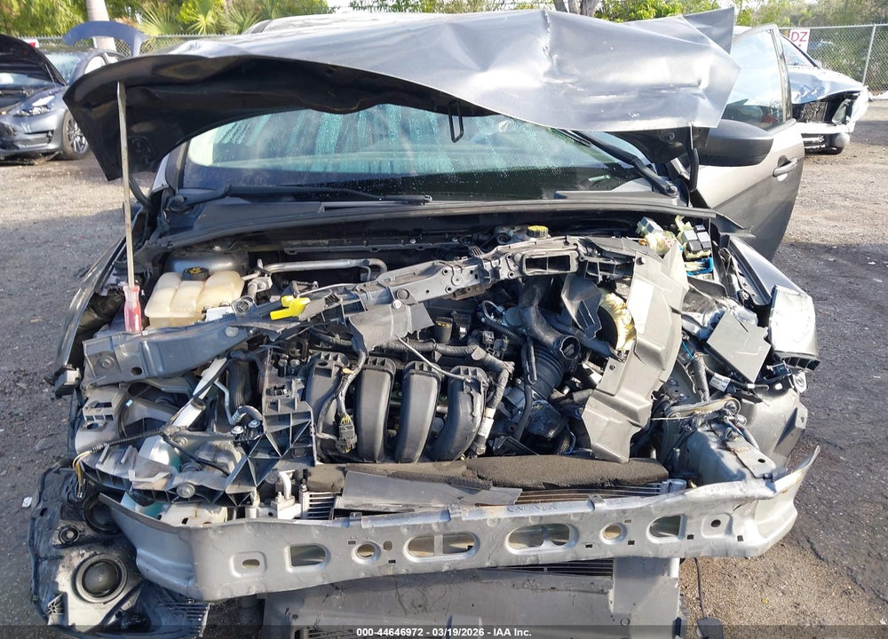 2018 FORD FOCUS SE VIN: 1FADP3F26JL256530