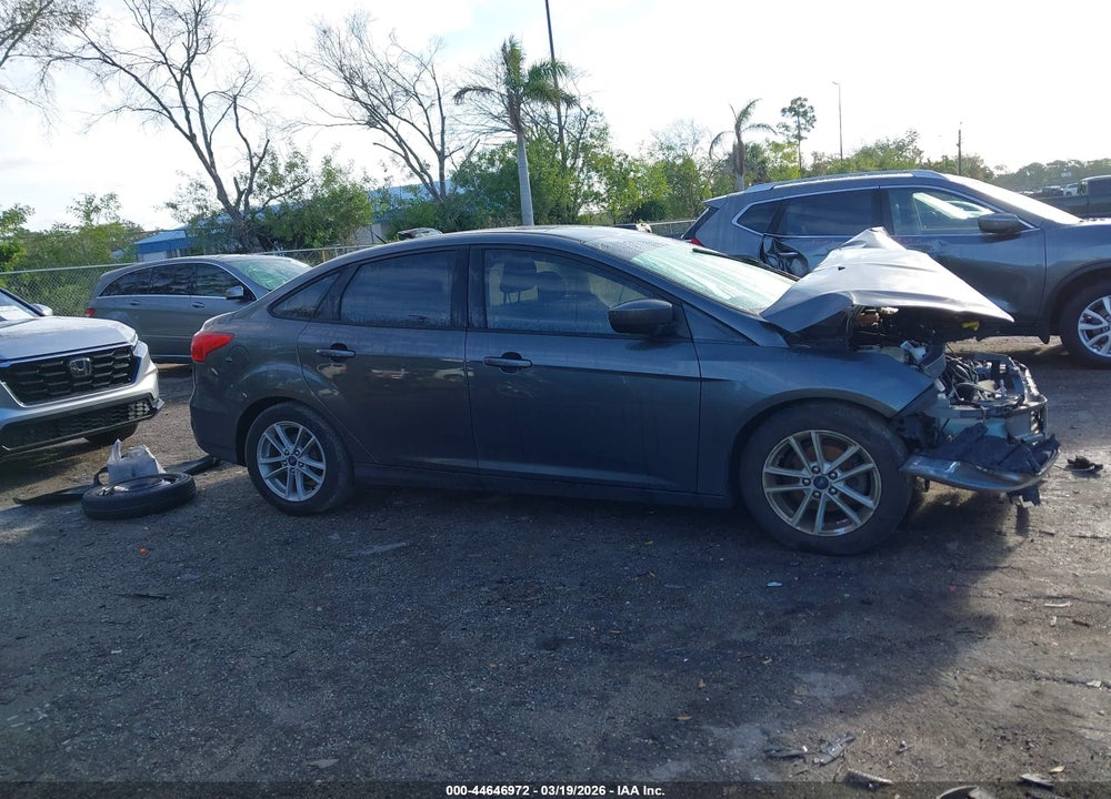 2018 FORD FOCUS SE VIN: 1FADP3F26JL256530