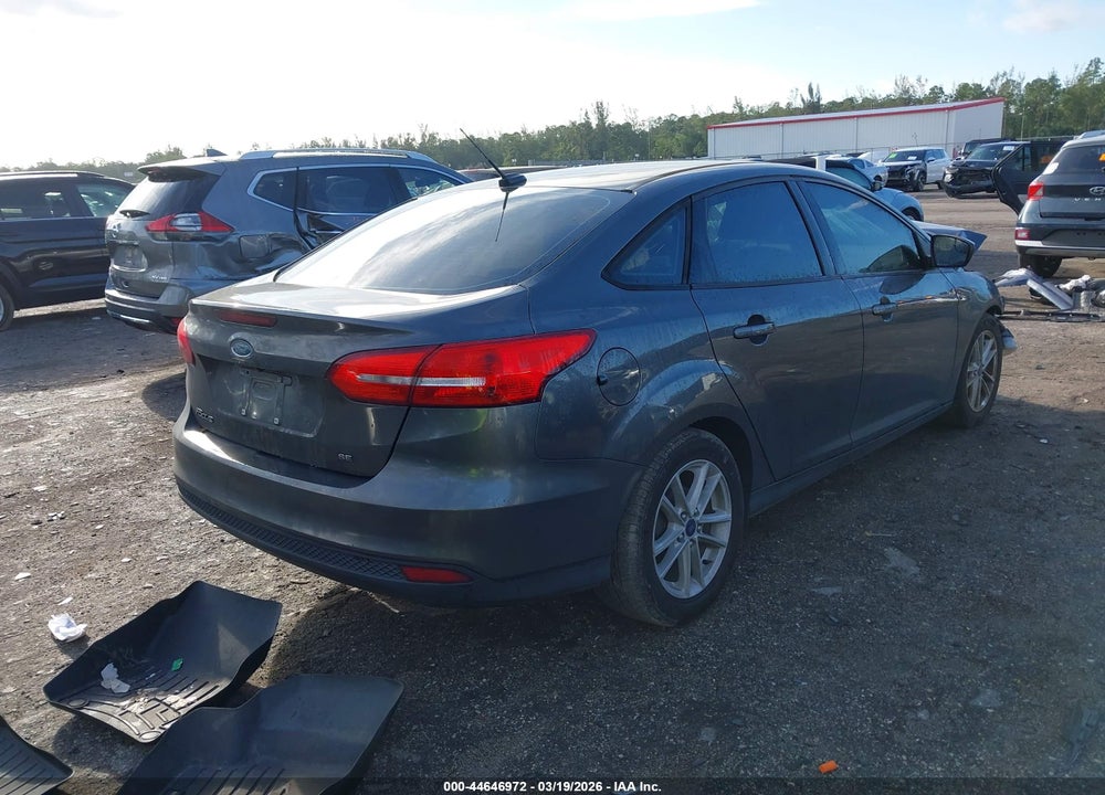 2018 FORD FOCUS SE VIN: 1FADP3F26JL256530