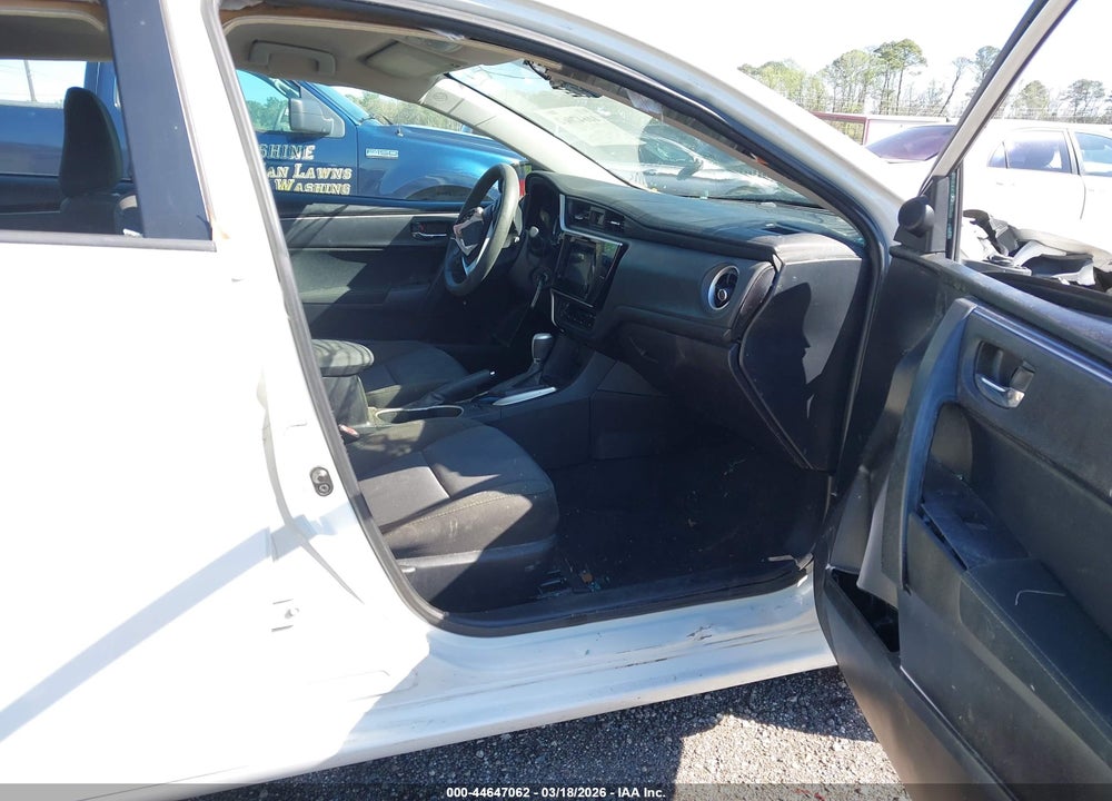 2017 TOYOTA COROLLA LE VIN: 5YFBURHE1HP730597