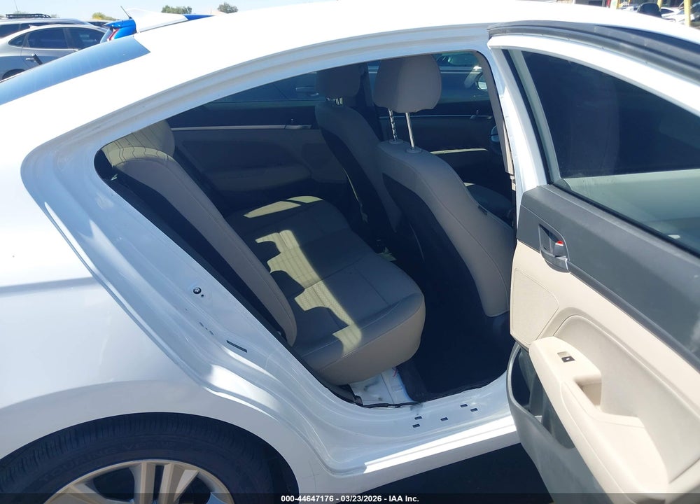 2020 HYUNDAI ELANTRA VALUE EDITION VIN: 5NPD84LF4LH621332