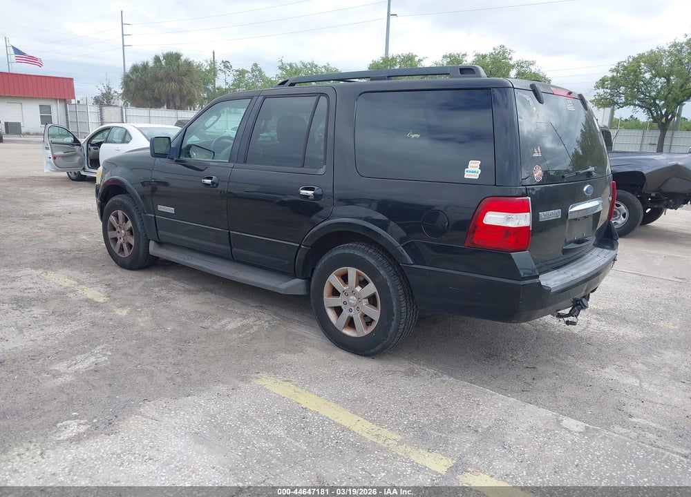 2008 FORD EXPEDITION XLT VIN: 1FMFU15588LA06417