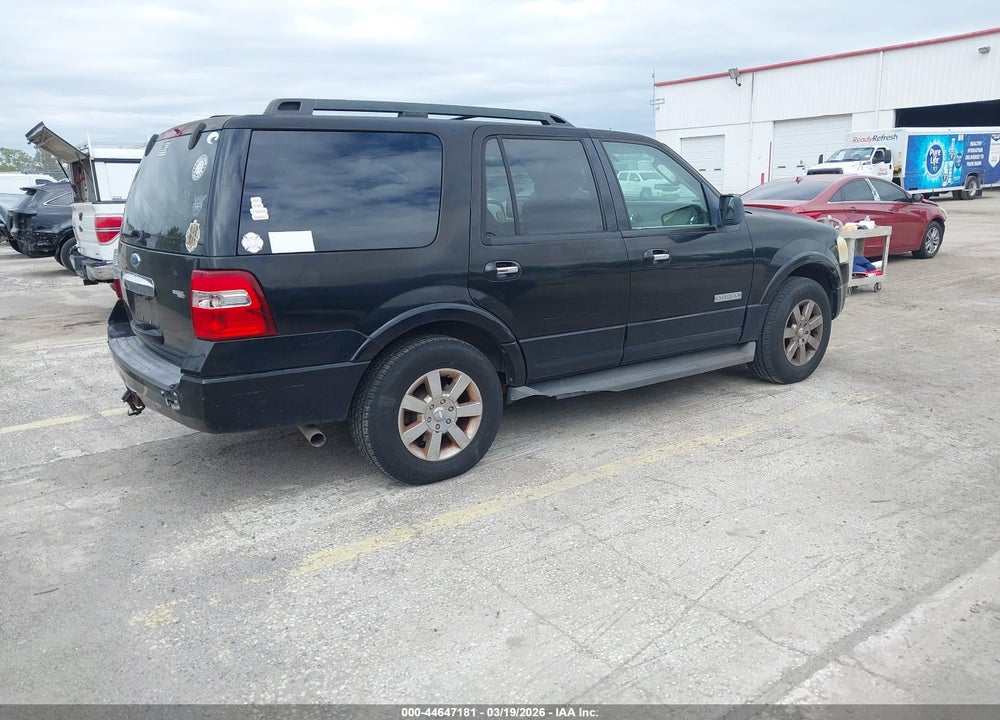 2008 FORD EXPEDITION XLT VIN: 1FMFU15588LA06417