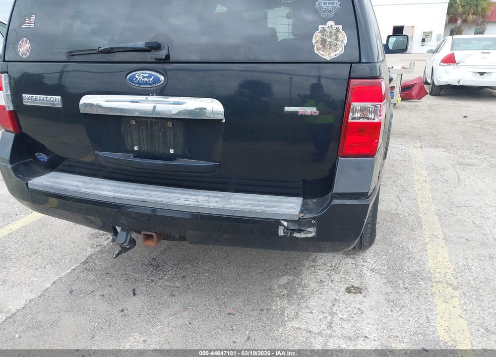 2008 FORD EXPEDITION XLT VIN: 1FMFU15588LA06417