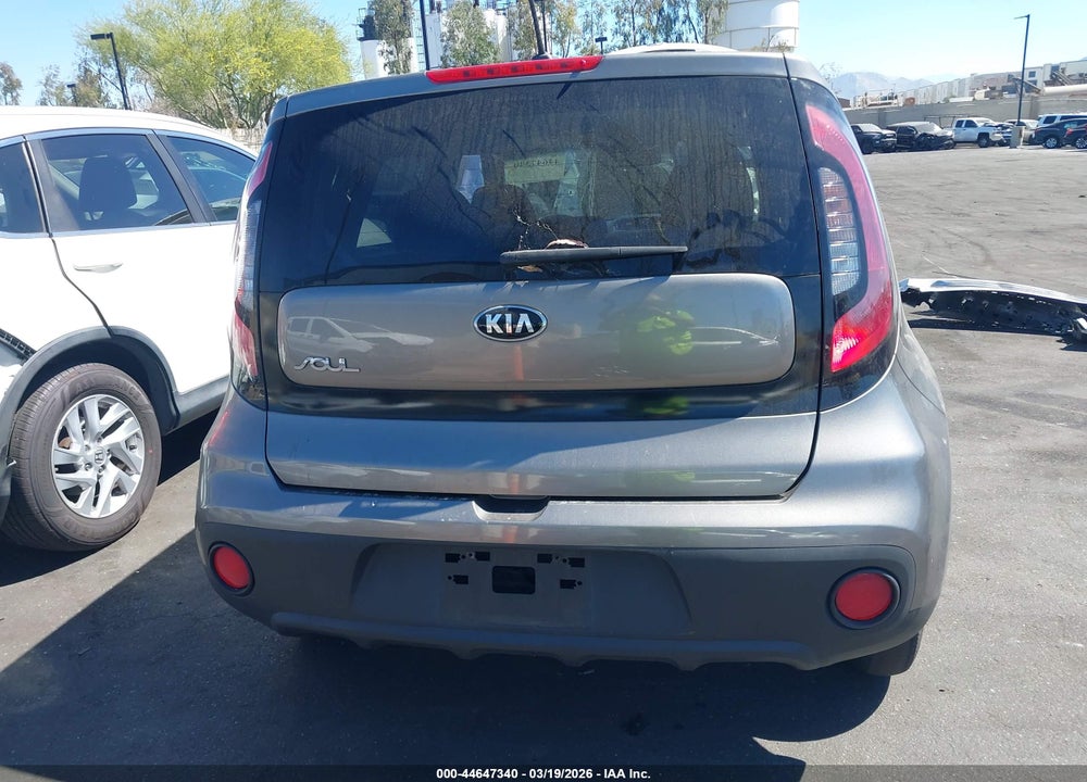 2018 KIA SOUL VIN: KNDJN2A20J7608661