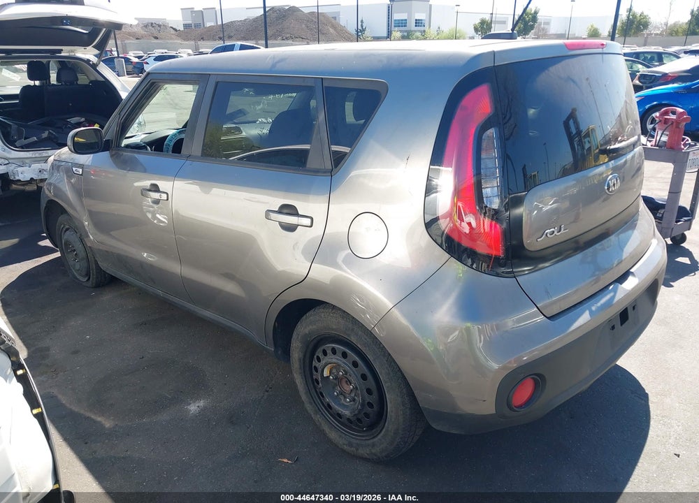 2018 KIA SOUL VIN: KNDJN2A20J7608661