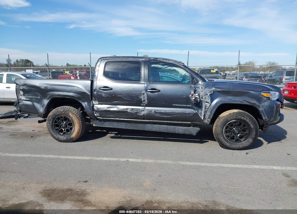 2020 TOYOTA TACOMA SR5 V6 VIN: 3TMAZ5CN2LM121824