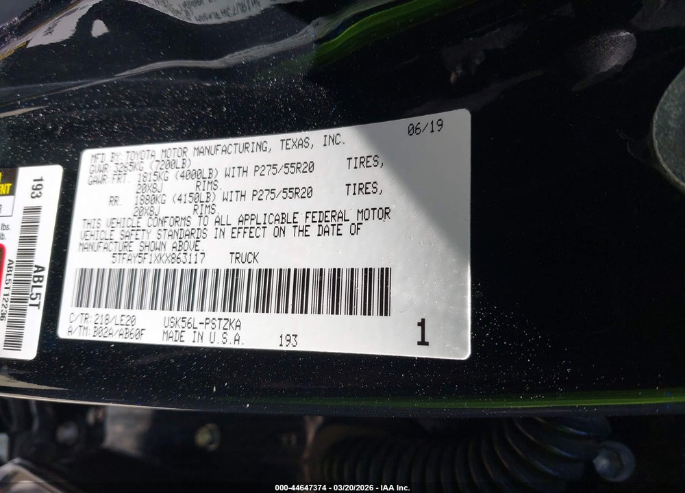 2019 TOYOTA TUNDRA PLATINUM 5.7L V8 VIN: 5TFAY5F1XKX863117