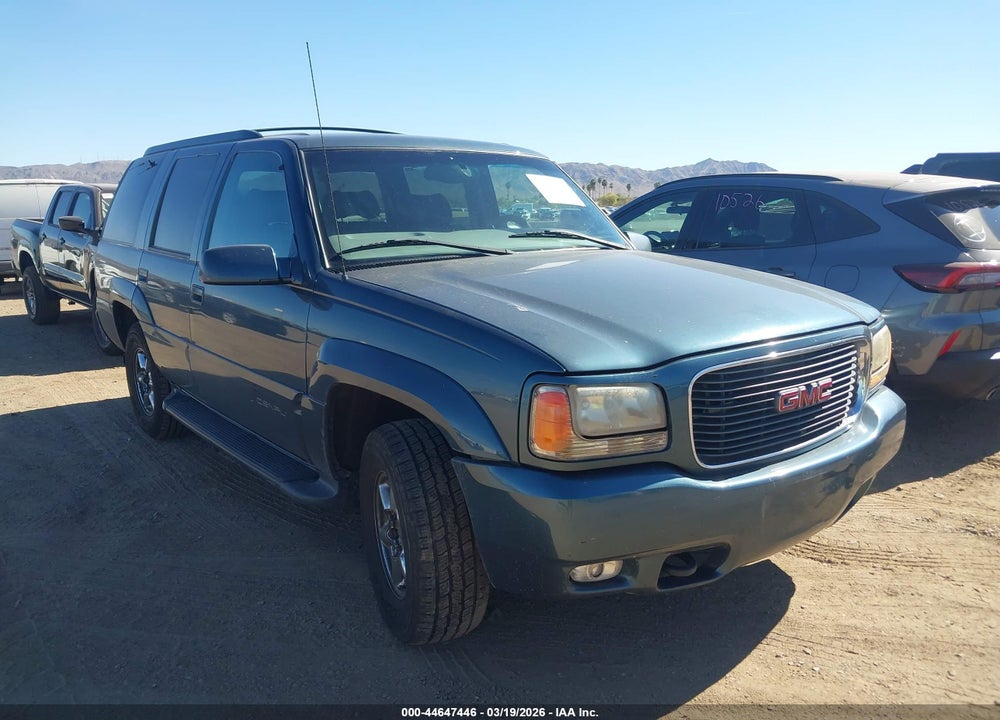 2000 GMC YUKON DENALI VIN: 1GKEK13R3YR143102