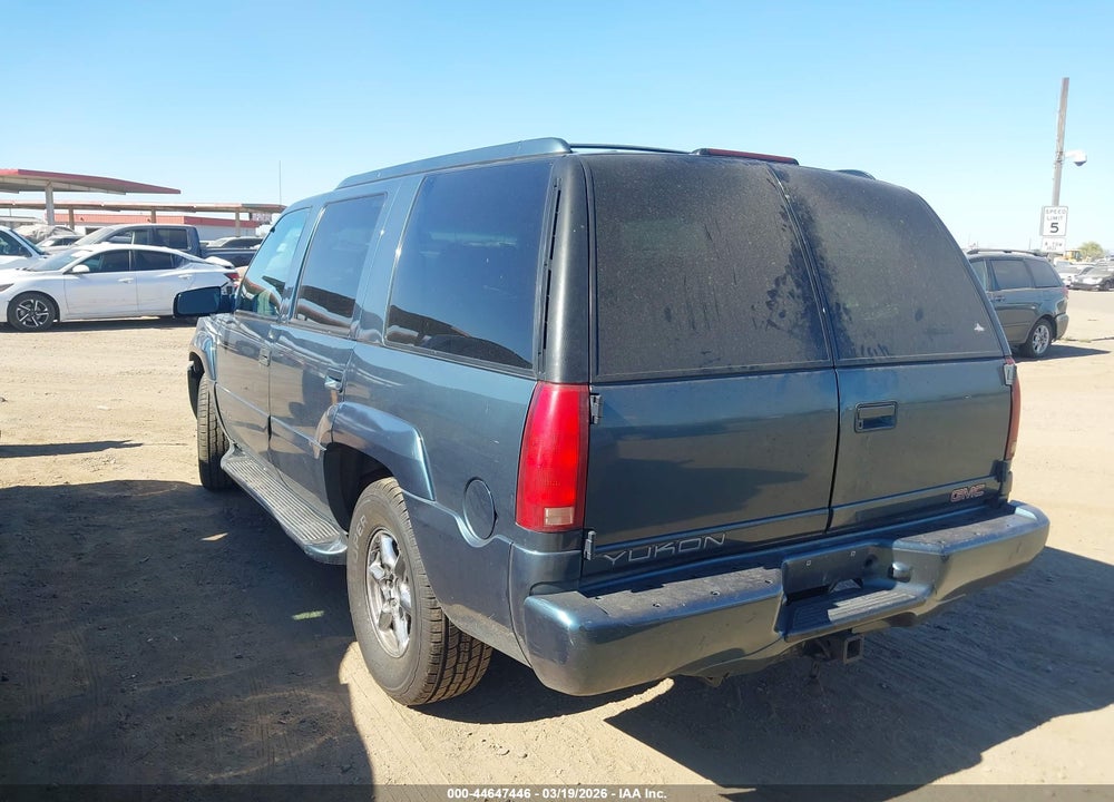 2000 GMC YUKON DENALI VIN: 1GKEK13R3YR143102