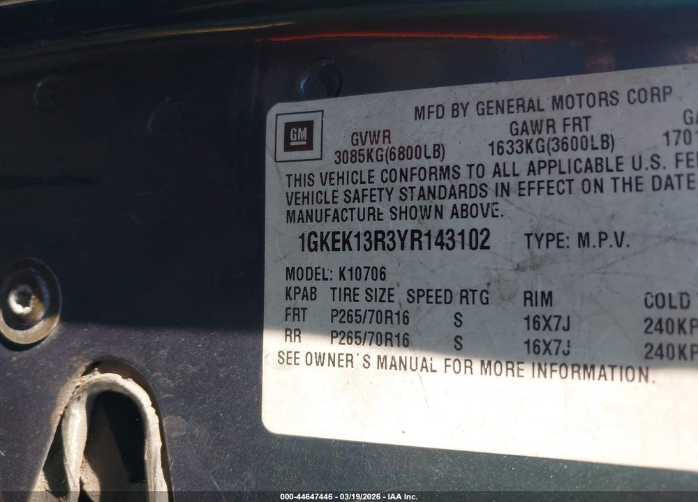 2000 GMC YUKON DENALI VIN: 1GKEK13R3YR143102