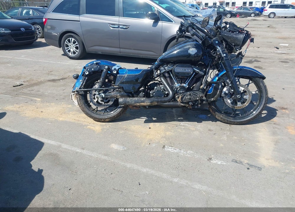 2022 HARLEY-DAVIDSON FLTRXS VIN: 1HD1KTP18NB649263