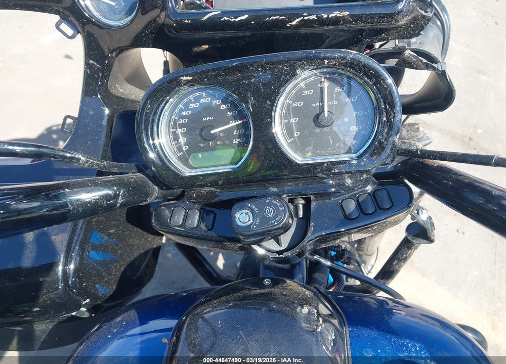 2022 HARLEY-DAVIDSON FLTRXS VIN: 1HD1KTP18NB649263