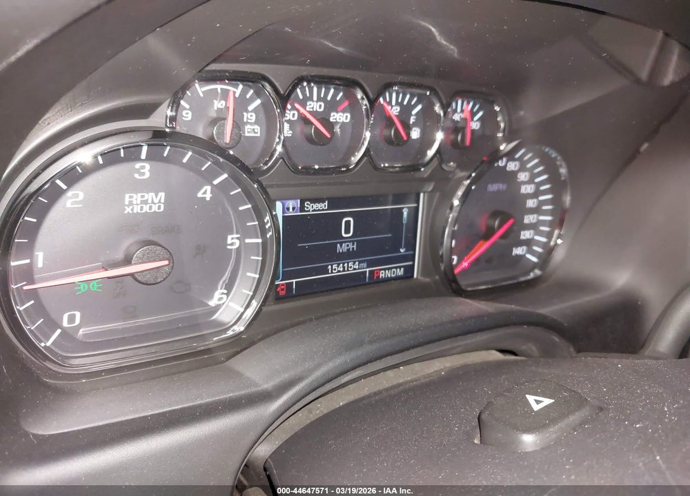 2015 CHEVROLET SUBURBAN 1500 LT VIN: 1GNSKJKC0FR193066